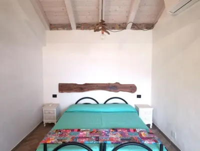 Apartment/studio with private terrace with sea view Hotel in zona Gucci outlet