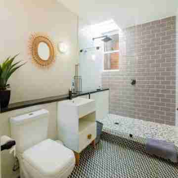 Sea View apartment on a private Sheffield Beach. Ballito. South Africa. Secured! Rooms