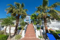 Charming 3-bedroom villa with WiFi and AC in beautiful Ölüdeniz by Tatil Premium