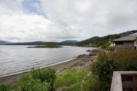 Water Views and Open Floor Plan - Charming Retreat