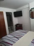 Apartmento Cerca de la Playa con Piscina, Terraza, Wifi y Agua Permanente! فنادق في 