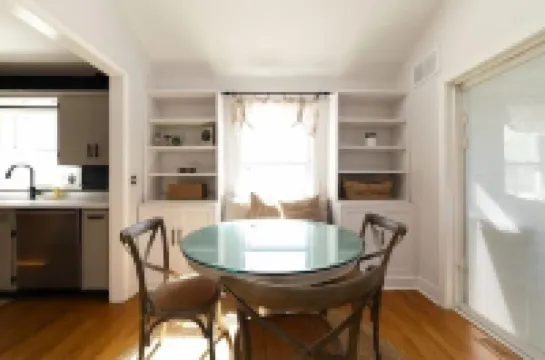 Fabulous 3-bedroom house with AC in charming Elgin