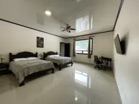 Beautiful 1 Bedroom 1 Bath Condo with Attached Garage - 4-Star
