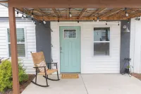 Chic 1-bedroom with AC and WiFi in downtown Newnan