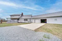 Deer Lake Lodge on 700 Wooded Acres in Dayton! - WiFi