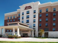 Hampton Inn & Suites Dallas-Lewisville/Vista Ridge Mall Hotels in Denton County