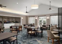 홈우드 스위트 바이 힐튼 서머셋