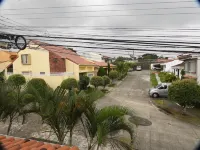Spacious family home-15mins from San Jose and SJO