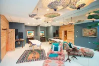 La Pearla Ranch Nashville, 7 bedroom, 8 bath, 9500 sf Log Mansion with pool