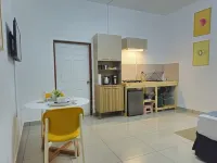 Cozy 1-bedroom apartment with WiFi, AC, near the beach in charming La Libertad