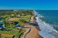 House with leisure facilities in a condominium.