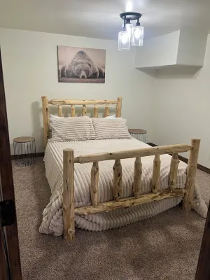 Spacious Cozy Cabin, WIFI, 30 min to YNP