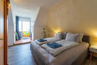 Fantastic vacation apartment with balcony, water view/access, 5 min. from the center. City harbor