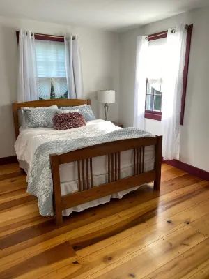 4bdrm Cottage central to year round fun w/fireplace