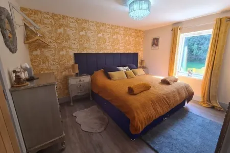 The Den, a boutique retreat for a family of 4