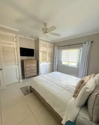 Gated Retreat with Private Beach and Infinity Pool Hotels in 