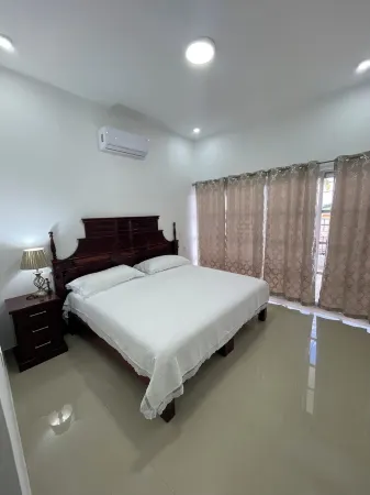 Cozy 2-bedroom apartment in charming Tequila with WiFi, AC Отели в г. Текила