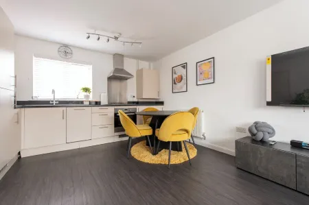 Luxury 2 bed house in Dartford, United Kingdom Отели в г. Стон