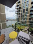Modern, cosy, clean waterside Apartment to feel at home. Hotels in Gillingham