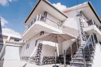 House - Foros de Amora Hotels in Amora