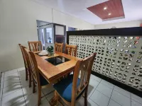 3-bedroom Meraki House in delightful Granada with WiFi Hotels near Iglesia La Merced