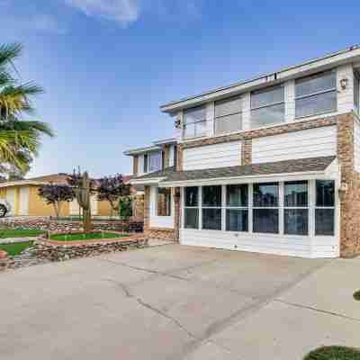 13 Mi to Downtown El Paso: Home w/ Game Room & Bar Hotel Exterior