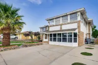 13 Mi to Downtown El Paso: Home w/ Game Room & Bar - Boutique