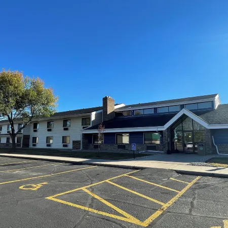AmericInn by Wyndham Worthington