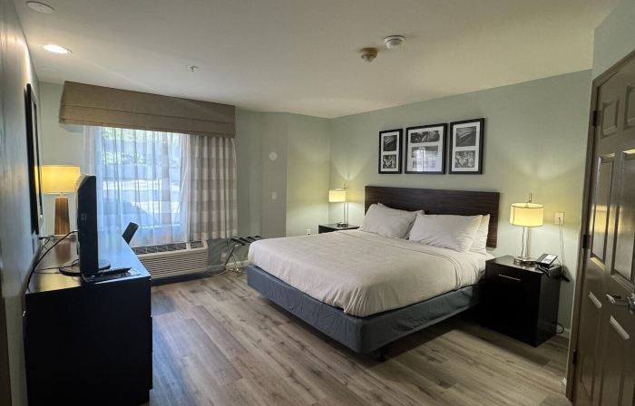 Wingate by Wyndham Bel Air I-95 Exit 77A / Apg Area