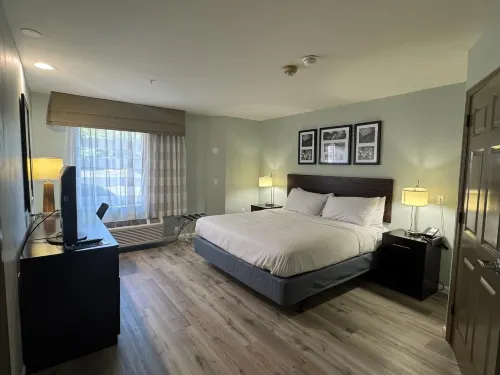 Wingate by Wyndham Bel Air I-95 Exit 77A / Apg Area