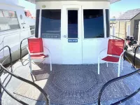 Wake up on the Lake! … Eclipse