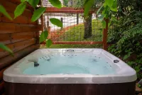 270 Black Bear 3 Bedroom Cabin by Redawning