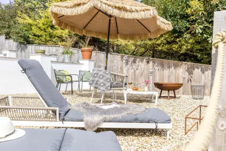 Sea Holly House in Beer