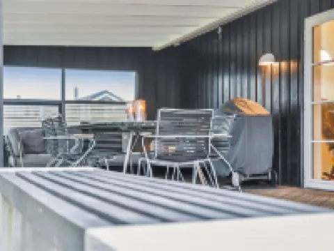 "Svante" - 600m from the Sea