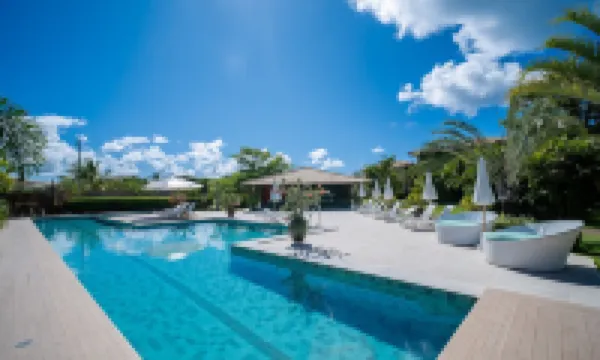 美麗的公寓式住宅，帶泳池 Cqs0004