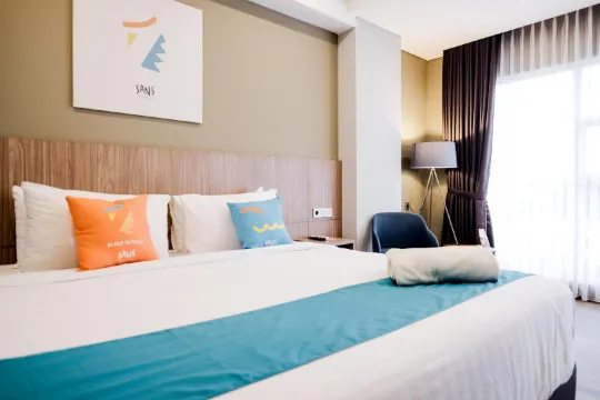 Sans Hotel Puri Indah Jakarta