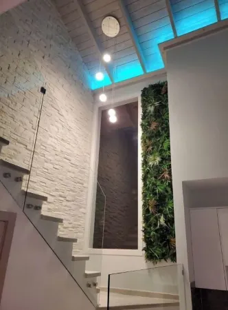 NEW Luxury Penthouse with Jacuzzi and BBQ!