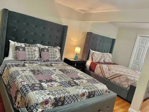 3beds HANDS&HEART EXTENTED STY Lower level 2 BR 콜스빌 호텔