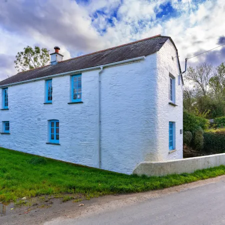 Cottage in Cornwall near Stunning Beaches