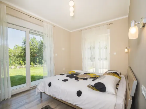 Spacious Rural Villa w/ pool - Villas