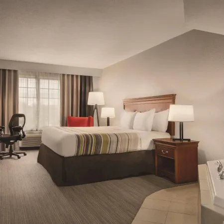 Country Inn & Suites by Radisson, Valparaiso, IN