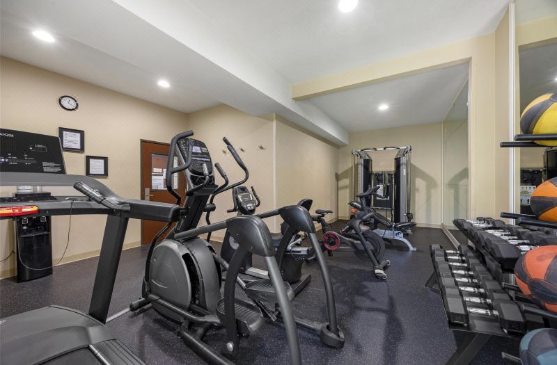 Best Western Plus Prairie Inn photo 3