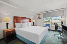 Days Inn by Wyndham Utica