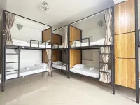 RAW Hostel - Ha Giang Loop Tour & Motorbikes Rental Các khách sạn ở 