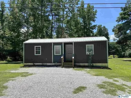 Fisherman’s cabin 2 miles from the water