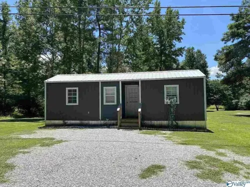 Fisherman’s cabin 2 miles from the water