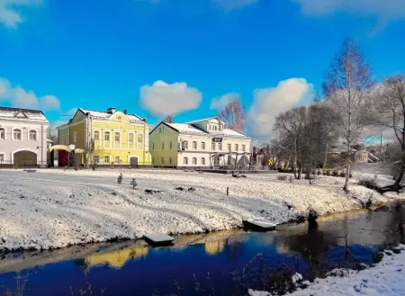 Hotel Domy Mastera Petryaeva Hotel