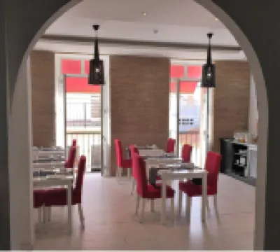 Albufeira Beach Hotel by Kavia