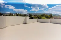 Bright Hotel and apartement