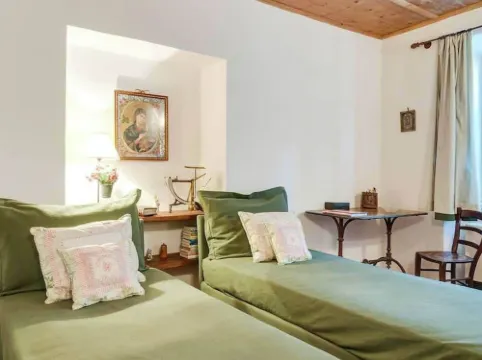 Modern Apartment, Bressanone